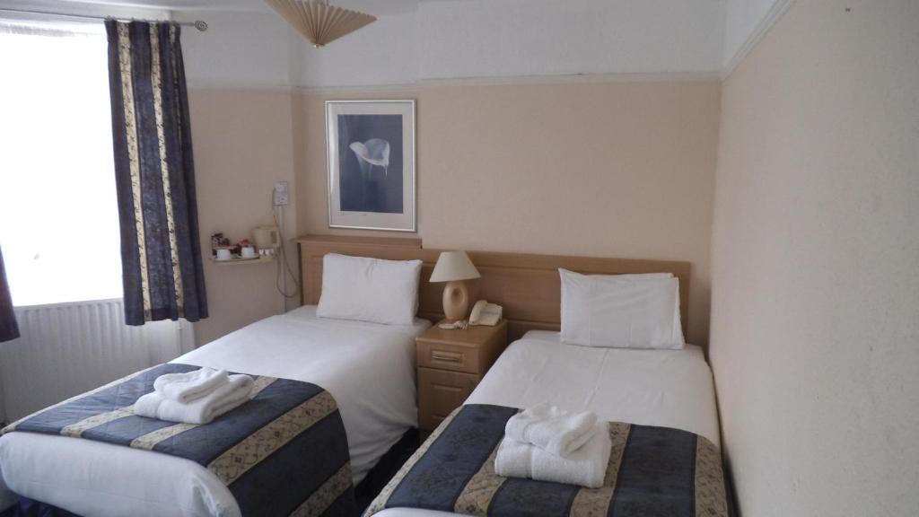 Belle Vue House Hotel เรดดิ้ง ห้อง รูปภาพ
